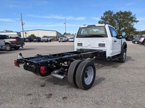 New 2026 Ford F550 4x4 Regular Cab Super Duty image 4