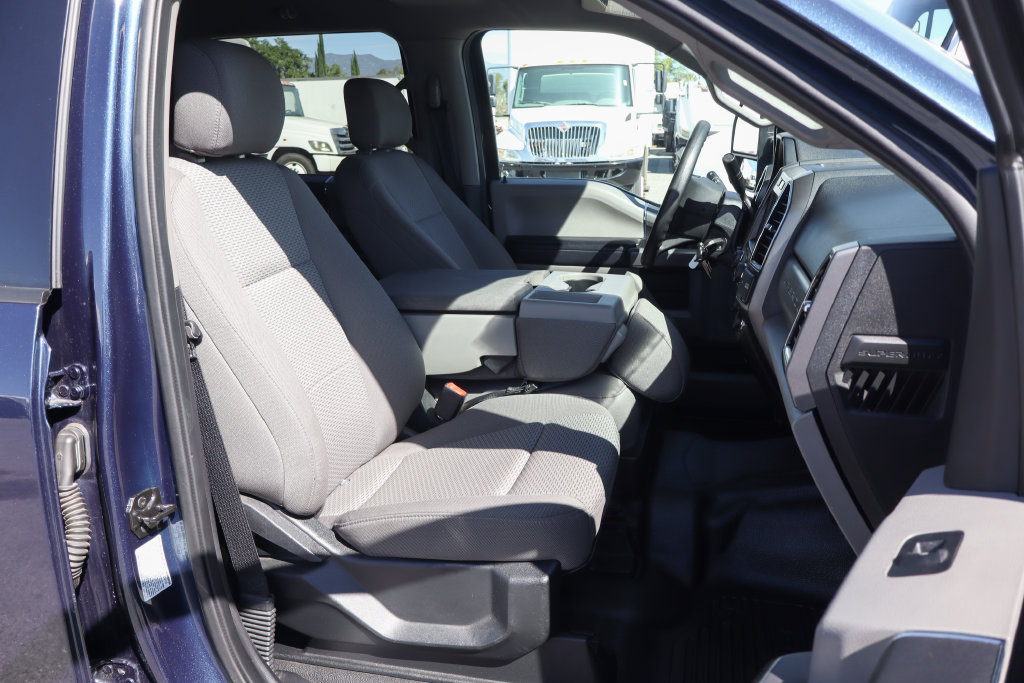 Used 2020 Ford F550 4x4 Crew Cab Super Duty w/ XLT Value Package image 49