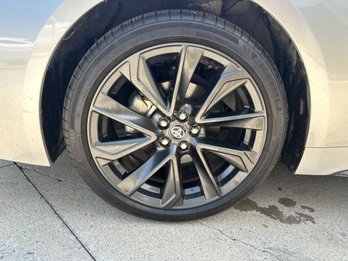 Used 2024 Toyota Corolla XSE FWD image 31