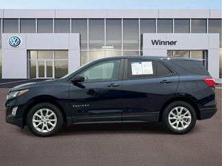 Used 2021 Chevrolet Equinox LS w/ LS Convenience Package FWD video 2