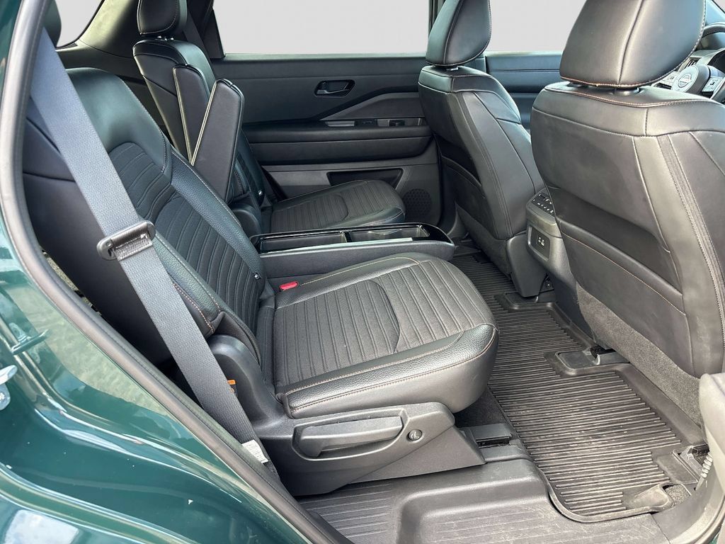 Certified 2024 Nissan Pathfinder Rock Creek AWD/4WD image 17