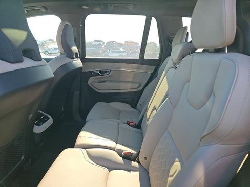 Certified 2025 Volvo XC90 B6 Plus image 8