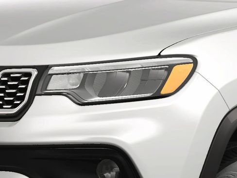 New 2025 Jeep Compass Limited image 13