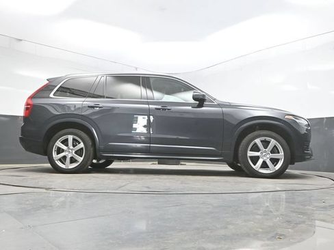 Used 2022 Volvo XC90 T5 Momentum AWD/4WD image 38