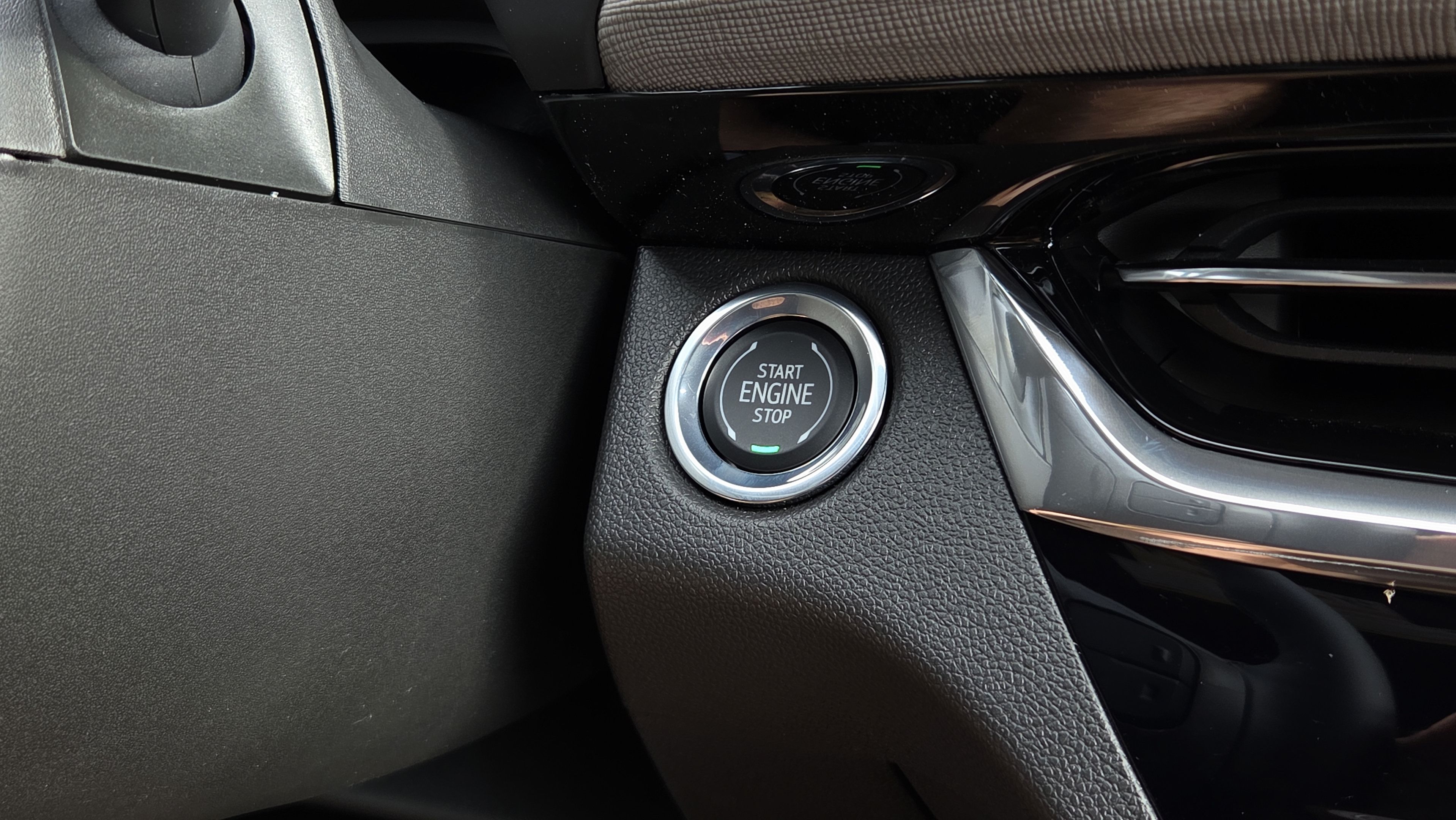 New 2026 Buick Envista Avenir FWD image 25