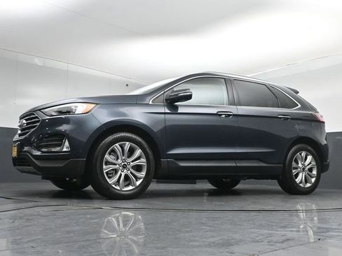 Certified 2024 Ford Edge Titanium image 40