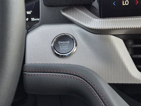 New 2026 Ford Explorer Active RWD image 17