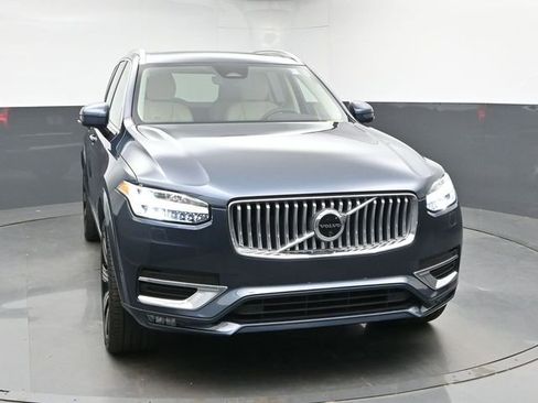 Used 2024 Volvo XC90 B6 Plus w/ Protection Package Premier AWD/4WD image 2