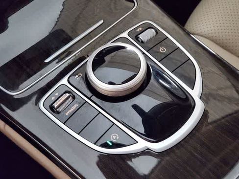 Used 2021 Mercedes-Benz C 300 Sedan image 35
