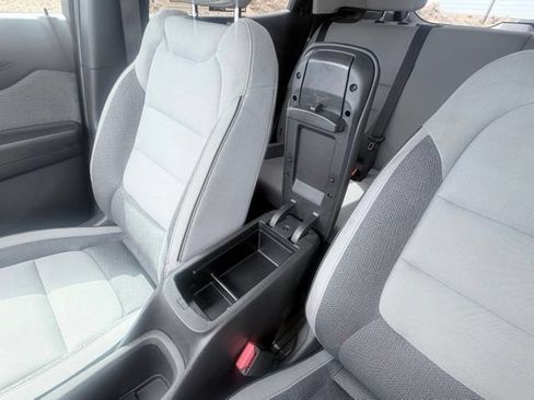 Used 2024 Chevrolet TrailBlazer LT w/ LT Cold Weather Package FWD image 19