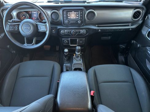 Used 2019 Jeep Wrangler Unlimited Sport AWD/4WD image 12