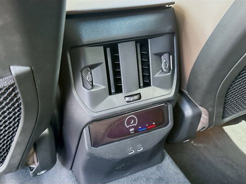 New 2025 BMW X3 xDrive30i w/ Convenience Package image 19