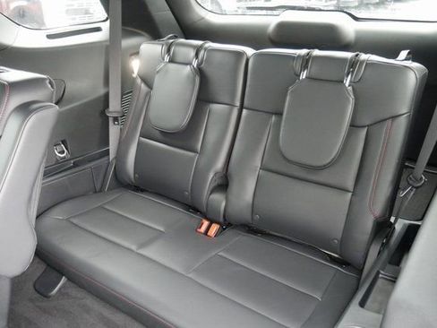 Used 2025 Ford Explorer ST-Line w/ Premium Package image 26