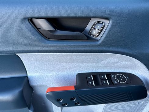 Used 2022 Ford Maverick XLT image 10