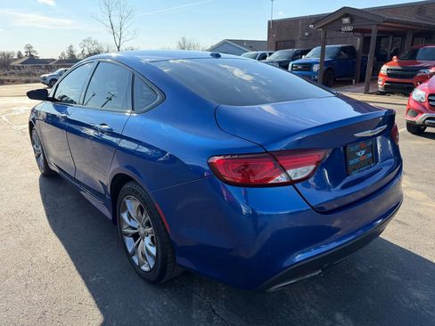 Used 2015 Chrysler 200 S FWD image 5