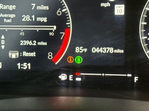 Used 2023 Honda Civic Sport image 26