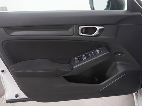 Used 2023 Honda Civic Sport image 19