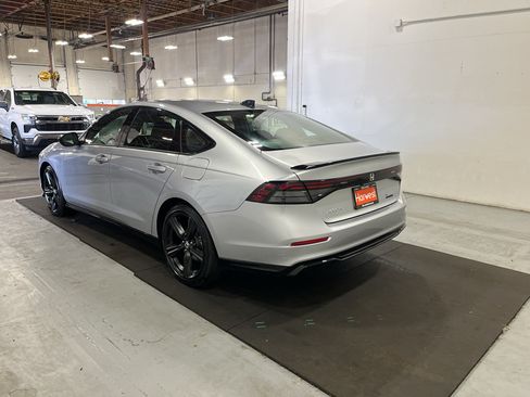 Certified 2025 Honda Accord Sport image 10