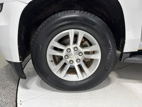 Used 2017 Chevrolet Tahoe LS w/ Skid Plate Package AWD/4WD image 8