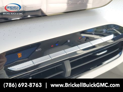New 2026 Buick Enclave Avenir w/ Super Cruise Package FWD image 31