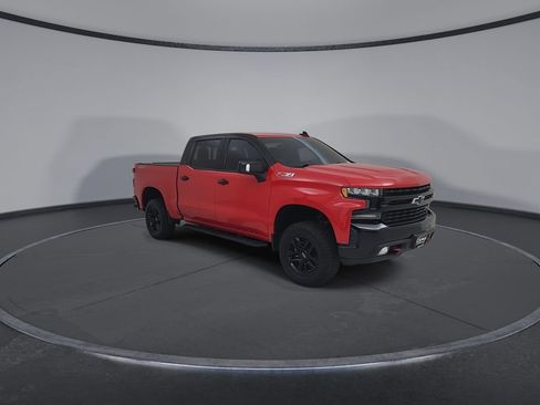 Used 2021 Chevrolet Silverado 1500 LT Trail Boss w/ Convenience Package II AWD/4WD image 3
