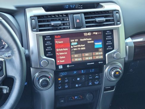 Used 2023 Toyota 4Runner Limited image 15