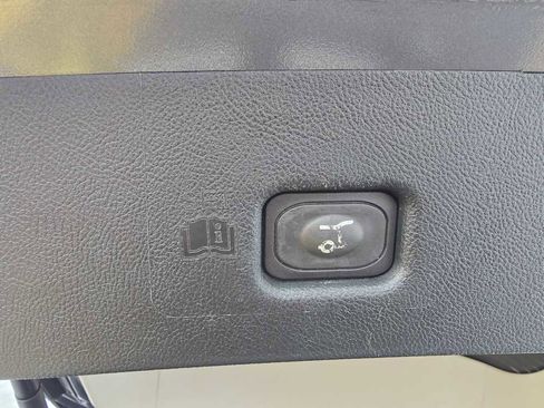 Used 2021 Lincoln Nautilus Reserve w/ Monochromatic Package image 35