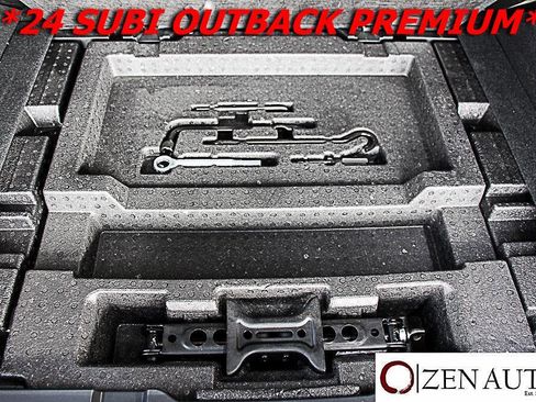 Used 2024 Subaru Outback Premium image 40