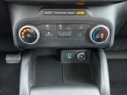 Used 2020 Ford Escape S image 27