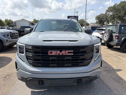 Used 2024 GMC Sierra 1500 Pro w/ Graphite Edition AWD/4WD image 2