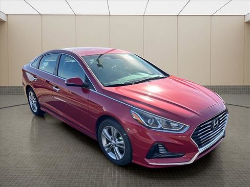 Used 2018 Hyundai Sonata SEL w/ Cargo Package image 4