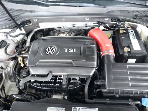 Used 2017 Volkswagen GTI S FWD image 45
