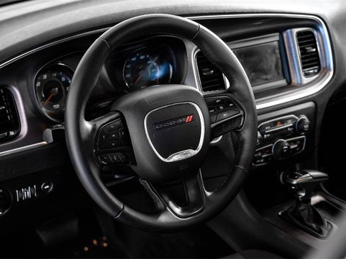 Used 2018 Dodge Charger SXT w/ Blacktop Package image 13