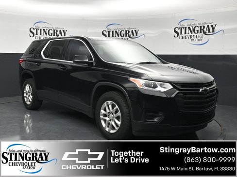 Used 2021 Chevrolet Traverse LS w/ LPO, Blackout Package FWD image 1
