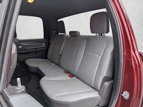 Used 2021 RAM 2500 Big Horn image 17