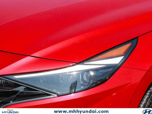 Certified 2023 Hyundai Elantra Limited FWD image 7