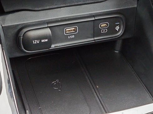 Used 2023 Kia Telluride S w/ S Sunroof Package image 25