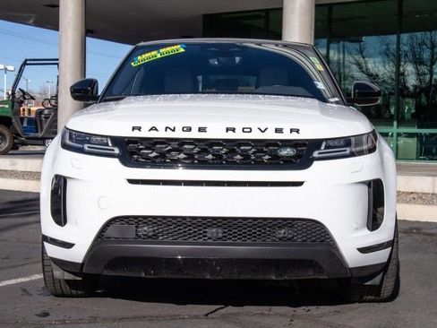 Used 2022 Land Rover Range Rover Evoque SE image 2