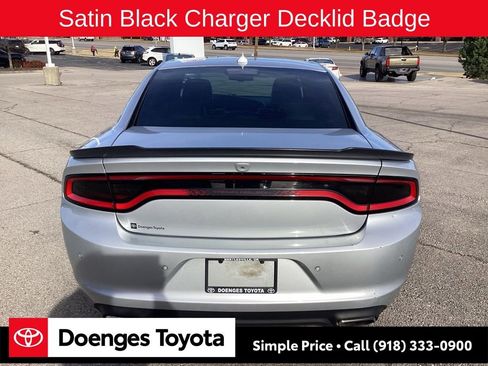 Used 2020 Dodge Charger SXT w/ Plus Group image 7