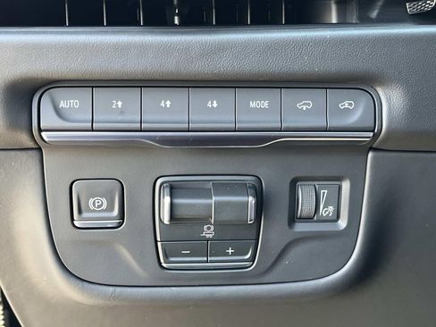 New 2026 Cadillac Escalade Platinum Sport AWD/4WD image 31