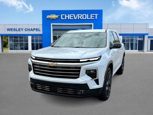 New 2026 Chevrolet Traverse High Country w/ LPO, Floor Liner Package FWD image 2