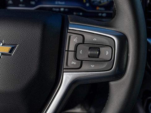 Used 2025 Chevrolet Silverado 1500 LT image 23