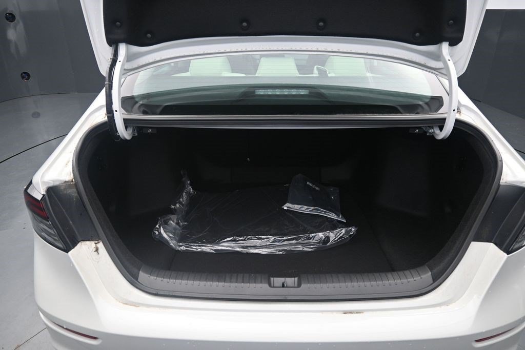 Used 2026 Honda Accord SE image 14