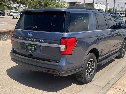 Used 2023 Ford Expedition XLT RWD image 8