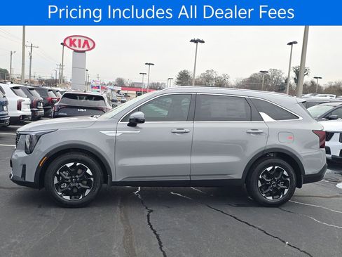 New 2026 Kia Sorento S w/ S Panoramic Sunroof Package FWD image 6