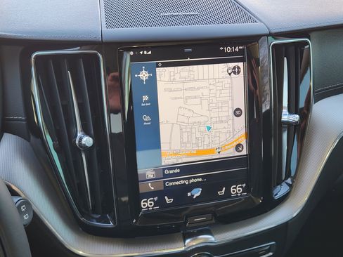 Used 2019 Volvo XC60 T5 Inscription w/ Protection Package Premier image 20