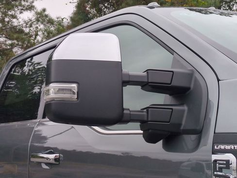 New 2026 Ford F350 Lariat w/ Chrome Package image 10