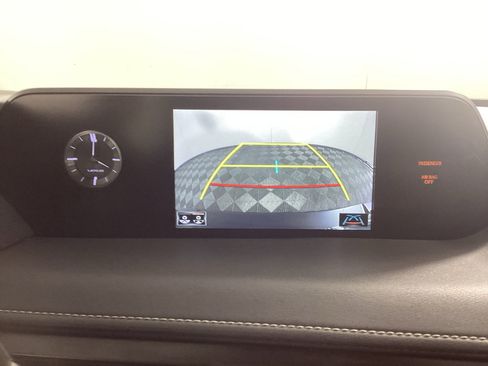 Used 2020 Lexus UX 250h image 27