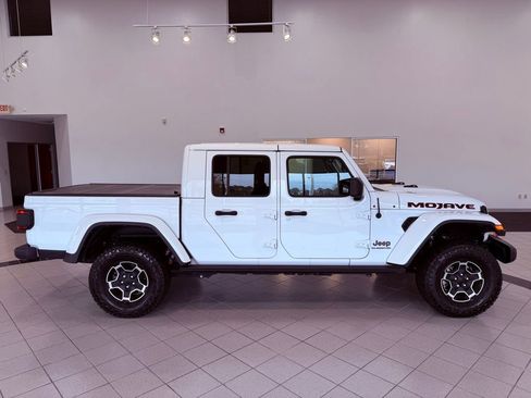 Used 2022 Jeep Gladiator Mojave w/ LED Lighting Group image 15