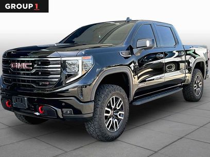 Used 2025 GMC Sierra 1500 AT4 w/ AT4 Premium Package